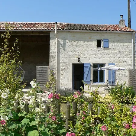 La Petite Maison Crezieres Chambre photo