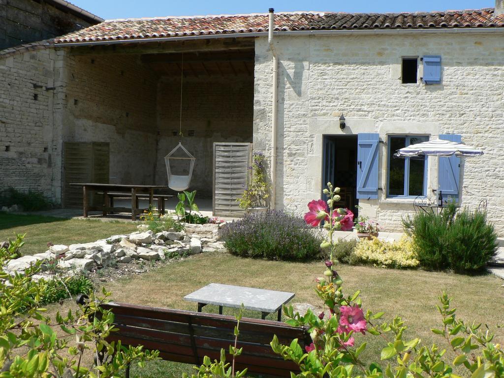 La Petite Maison * Crezieres
